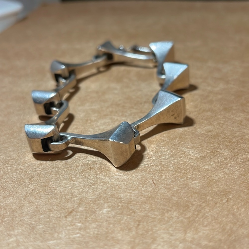 Gucci Vintage Sterling Silver Nail Bracelet